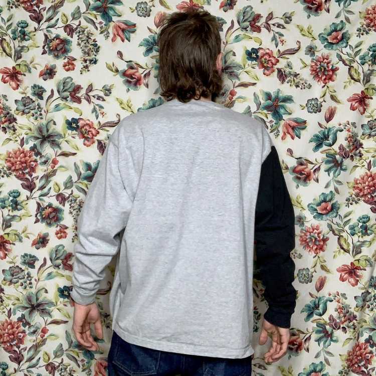 Tommy Hilfiger 90s tommy jeans grafitti longsleev… - image 3