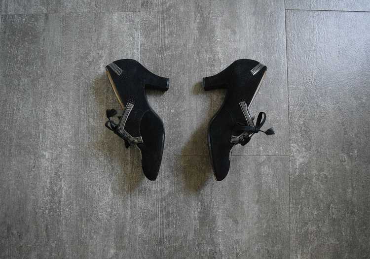 1930s 1940s shoes . black suede lace up heels - image 2
