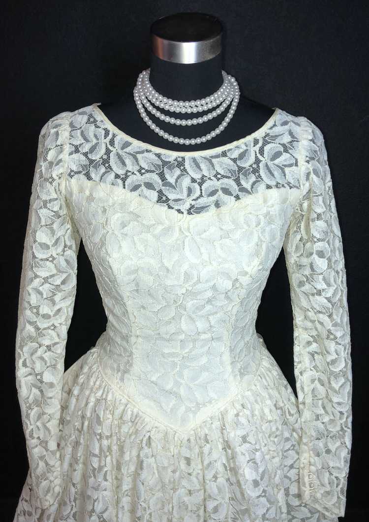 Graceful Vintage 1950's All Lace Overlay Wedding … - image 3