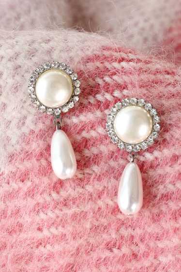 Pearly Teardrop Earrings