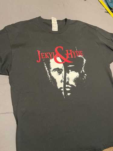 Vintage Jekyl & Hyde 2000’s vintage shirt xl red b