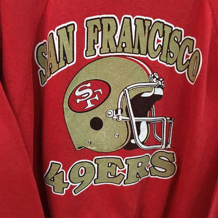 San Francisco 49ers Vintage NFL Helmet Crewneck Sweat in Cream