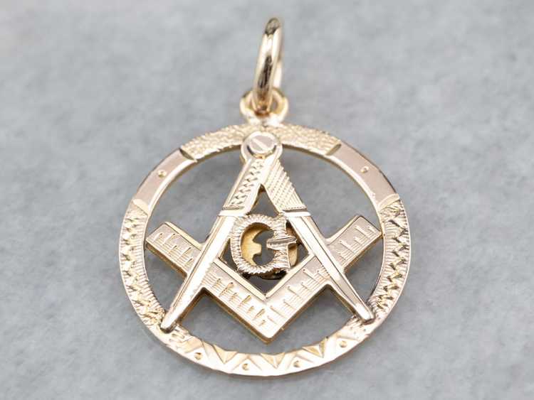 Vintage Gold Masonic Pendant - image 6