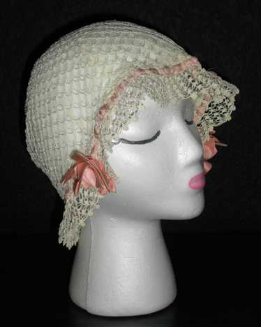 Adorable Vintage Early 1900's Victorian Crochet &… - image 1