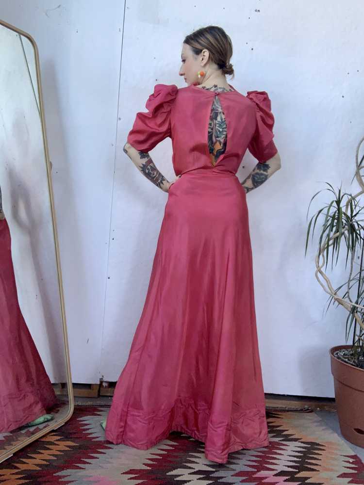 1930s Taffeta Quilted Gown - image 11