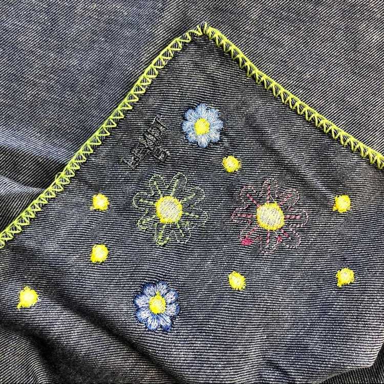 Fendi FENDI Daisy Flower Appliqué Wool Silk Print… - image 5