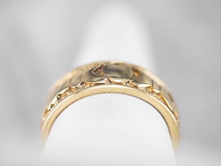 Vintage Yellow Gold Claddagh Band - image 10