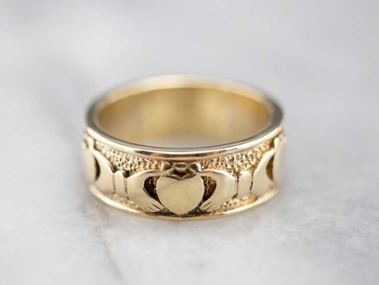 Vintage Yellow Gold Claddagh Band - image 1