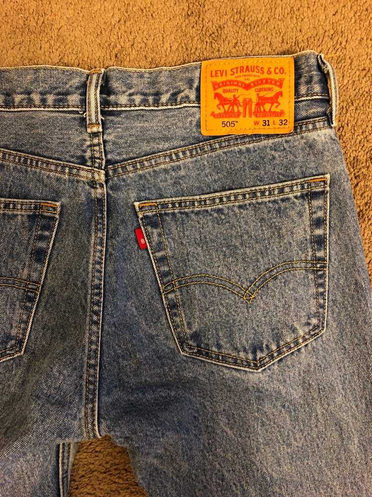 Levi's 505 Levi’s Stonewash Denim Jeans - image 4