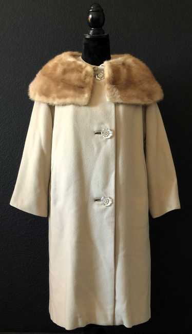 Vintage 1950's Sophisticated "Queen's Ransom" 100… - image 1