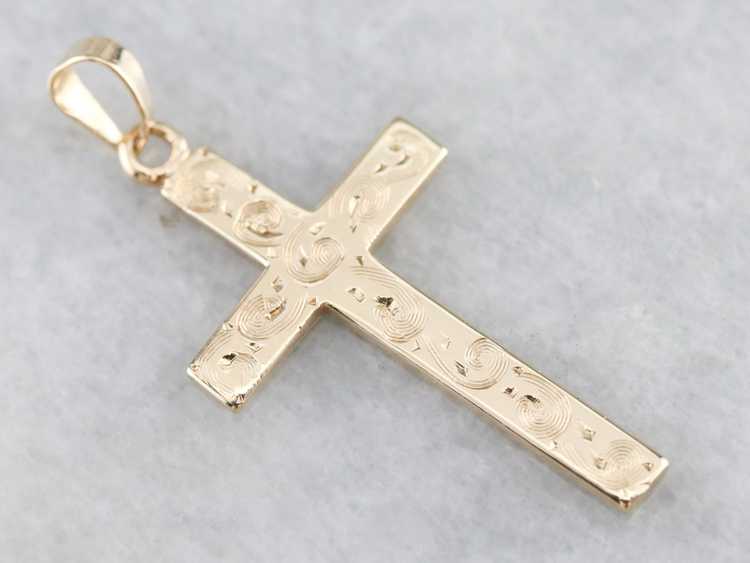 Etched Yellow Gold 1940's Cross - image 1