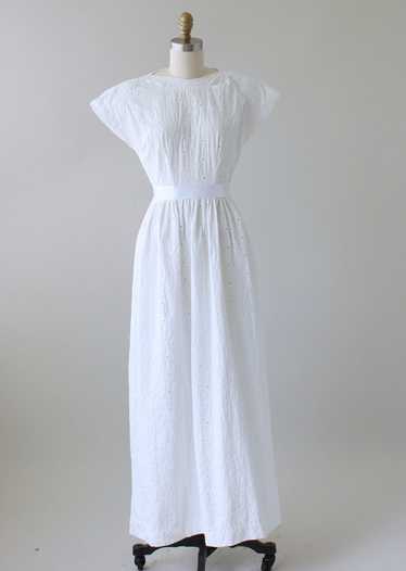 Vintage 1960s White Flower Maxi Wedding Dress