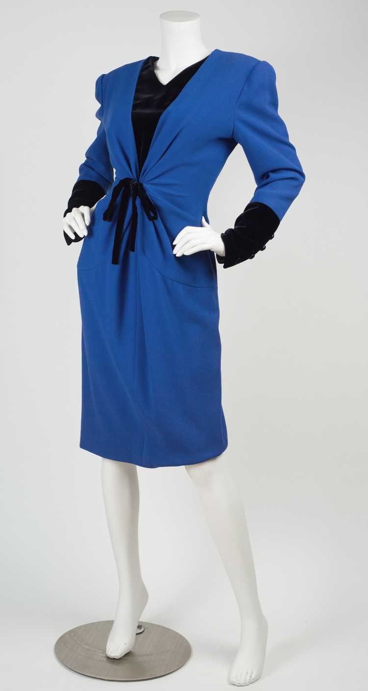 Valentino 1980s Blue Wool Crepe & Black Velvet Ev… - image 3