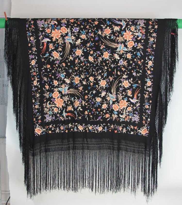 Hand embroidered Canton silk shawl 1920s - image 2