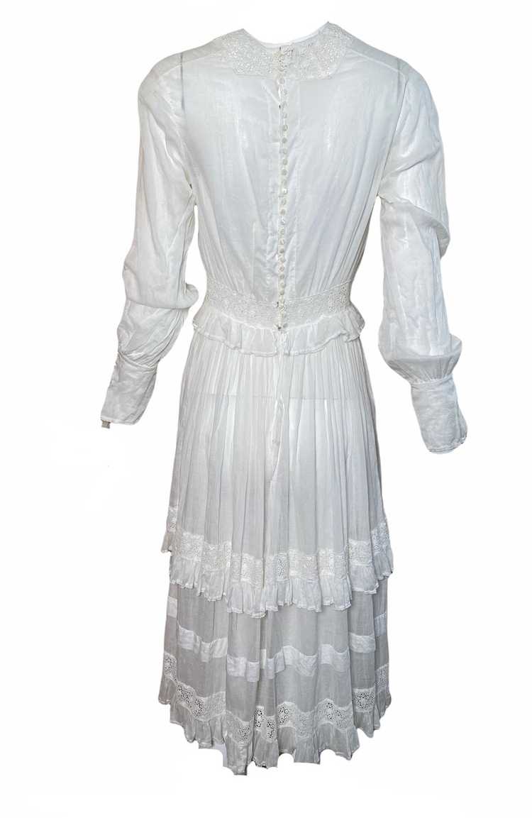Edwardian/Early 20s White Lawn Dress with Ruffle … - image 2