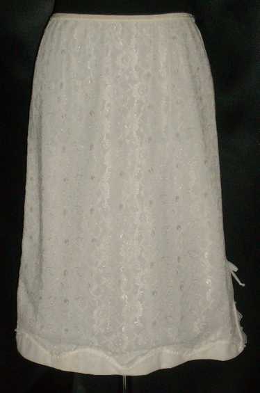 Vintage CHARMODE Lace Overlay White Half Slip L