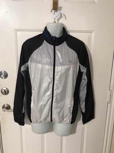 Li Ning Light weight windbreaker w/ Zippered Hoodi