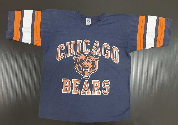 Vintage 90's Logo 7 Chicago Bears shirt tagged large football NFL sports