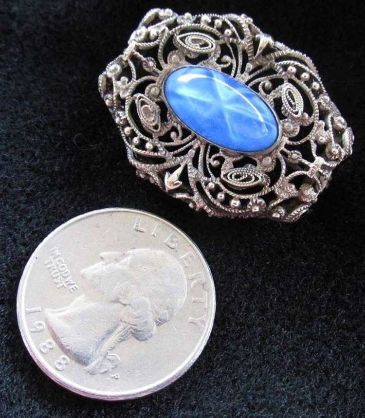 Vintage Fancy Filigree Brooch Pin Blue Glass Faux… - image 4