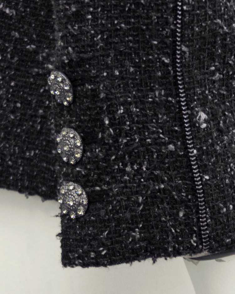Chanel Grey Boucle Double Breasted Blazer - image 7