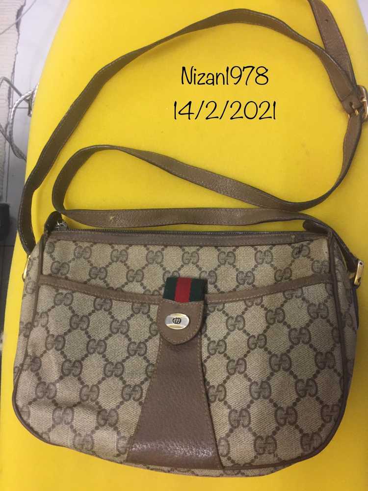 gucci vintage sling bag