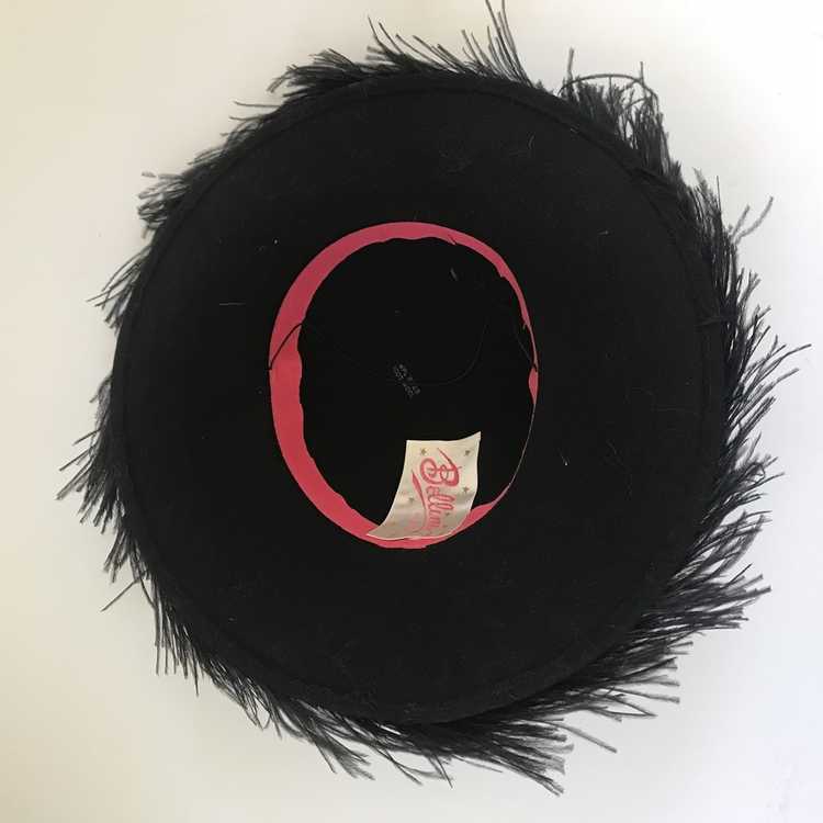 Black wool felt hat with feather trim - image 3
