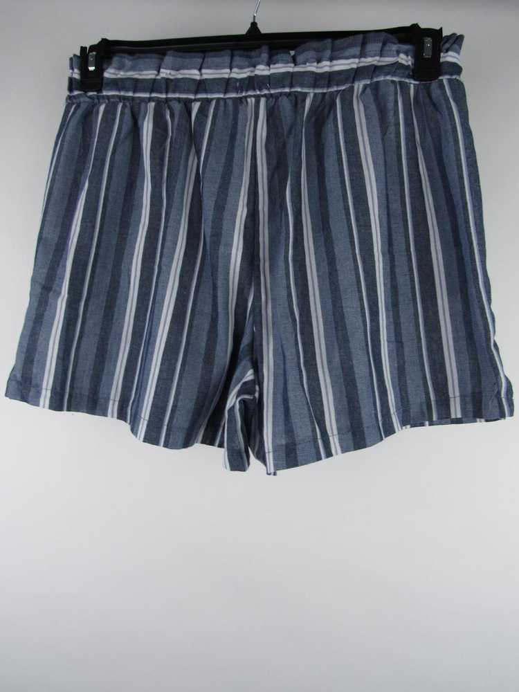 1st Kiss Tie Waist Shorts - image 2