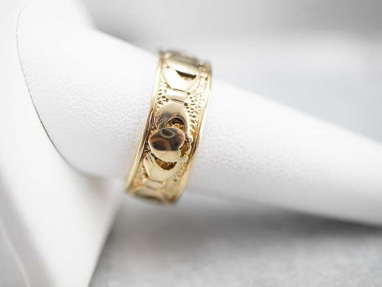 Vintage Yellow Gold Claddagh Band - image 9