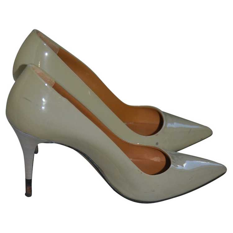 Fendi Pumps/Peeptoes Patent leather in Taupe - image 1