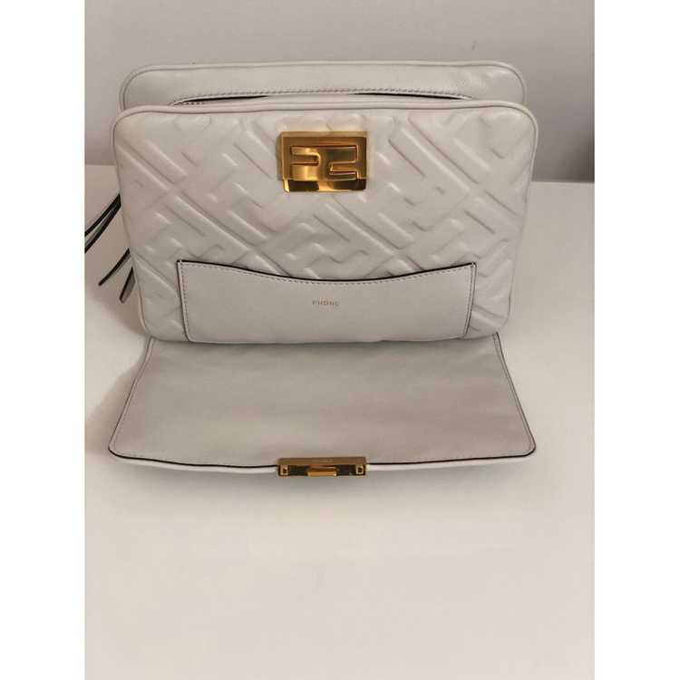 Fendi Shoulder bag Leather in White - image 6