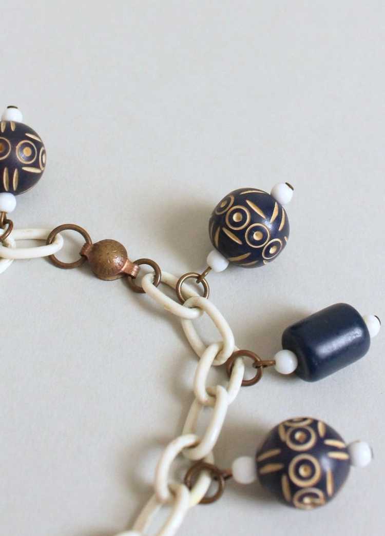 Vintage 1930s Navy Carved Beads on a Celluloid Ch… - image 4
