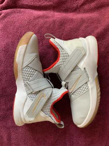 lebron soldier 12 woody