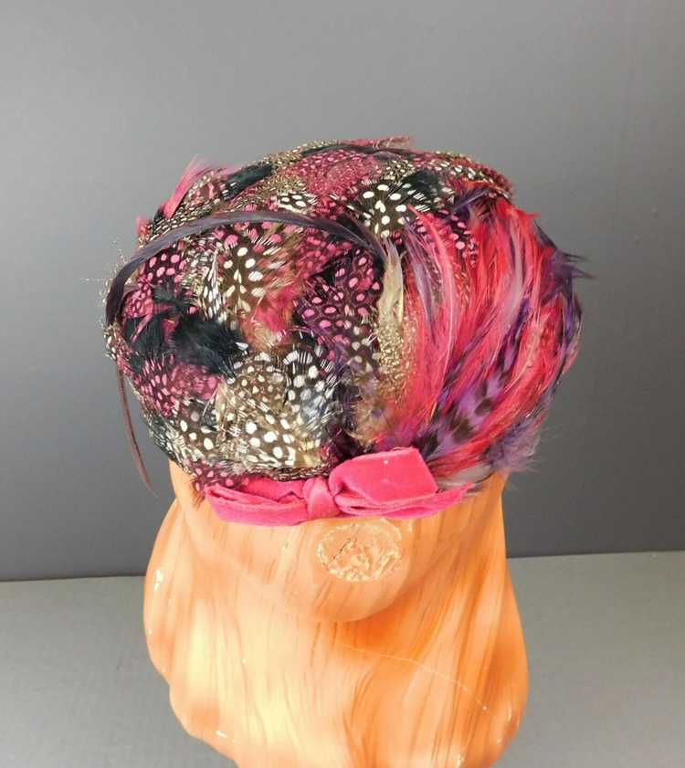 Vintage Dramatic Feather Hat Pink, Black & White,… - image 10