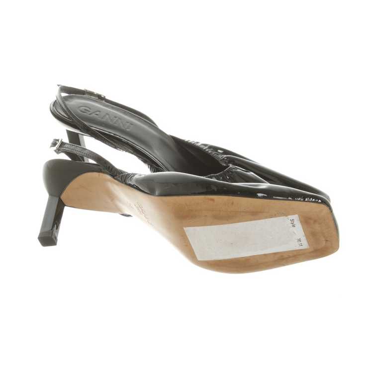 Ganni Pumps/Peeptoes Patent leather in Black - image 5