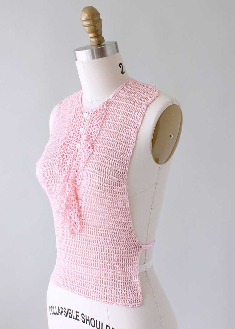 Vintage 1930s Pink Sweater Knit Ruffled Dickie - image 3