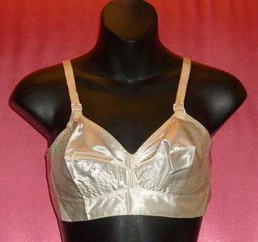 Vintage Exquisite Form Ful-ly White Bra 46D 