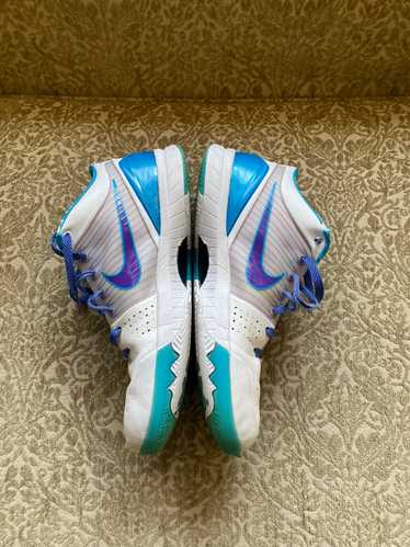 kobe 4 size 13