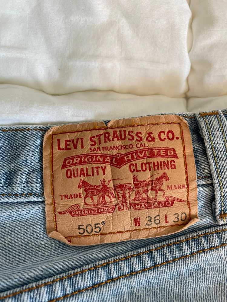Levi's × Vintage Vintage Levi’s 505 light wash - image 5