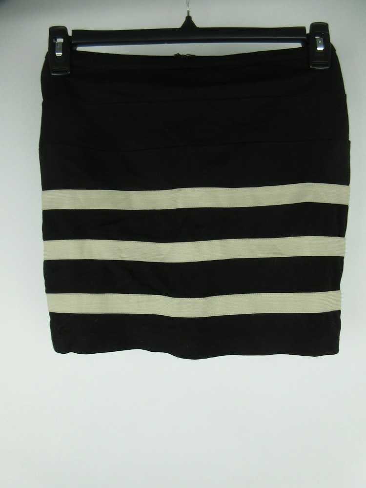 FOREVER 21 Straight & Pencil Skirt - image 1