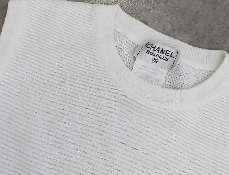 chanel white top