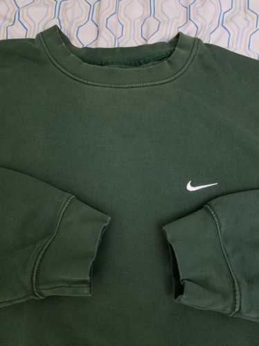 green nike vintage sweatshirt