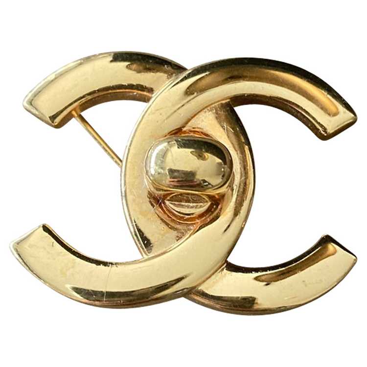 CHANEL CC Gold Color and Pearl Brooch Pin (B19 C) - Made in Italy
