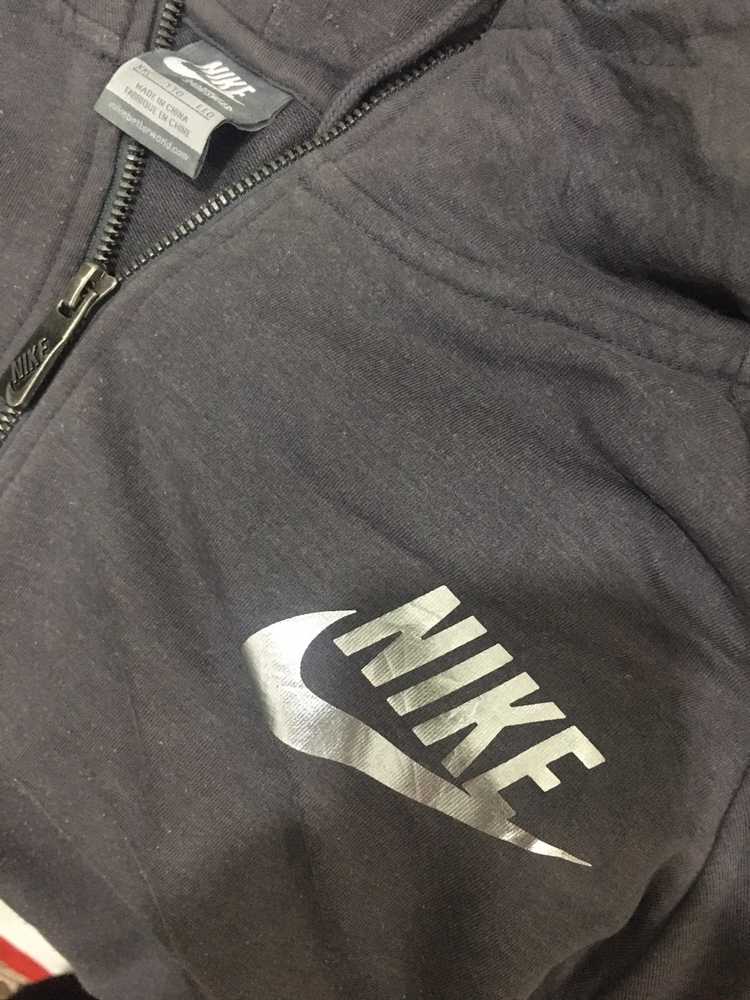 Nike × Streetwear Nike hoodies sweatshirt - image 3