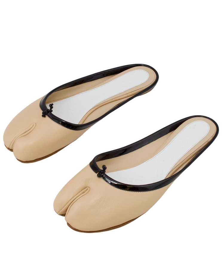 Maison Margiela Beige Leather Slides with Black Paten… - Gem