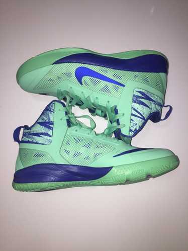 Nike Nike Hyperfuse Youth Basketball Shoes - image 1